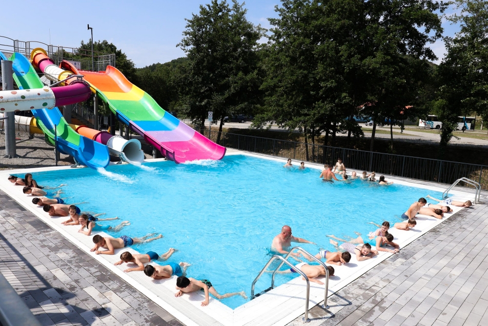 Besplatna Škola plivanja u veličkom aquaparku za 320 djece