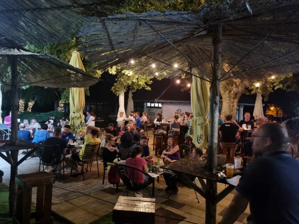 Prvi pub kviz na Bazenima Lipik privukao brojne znalce