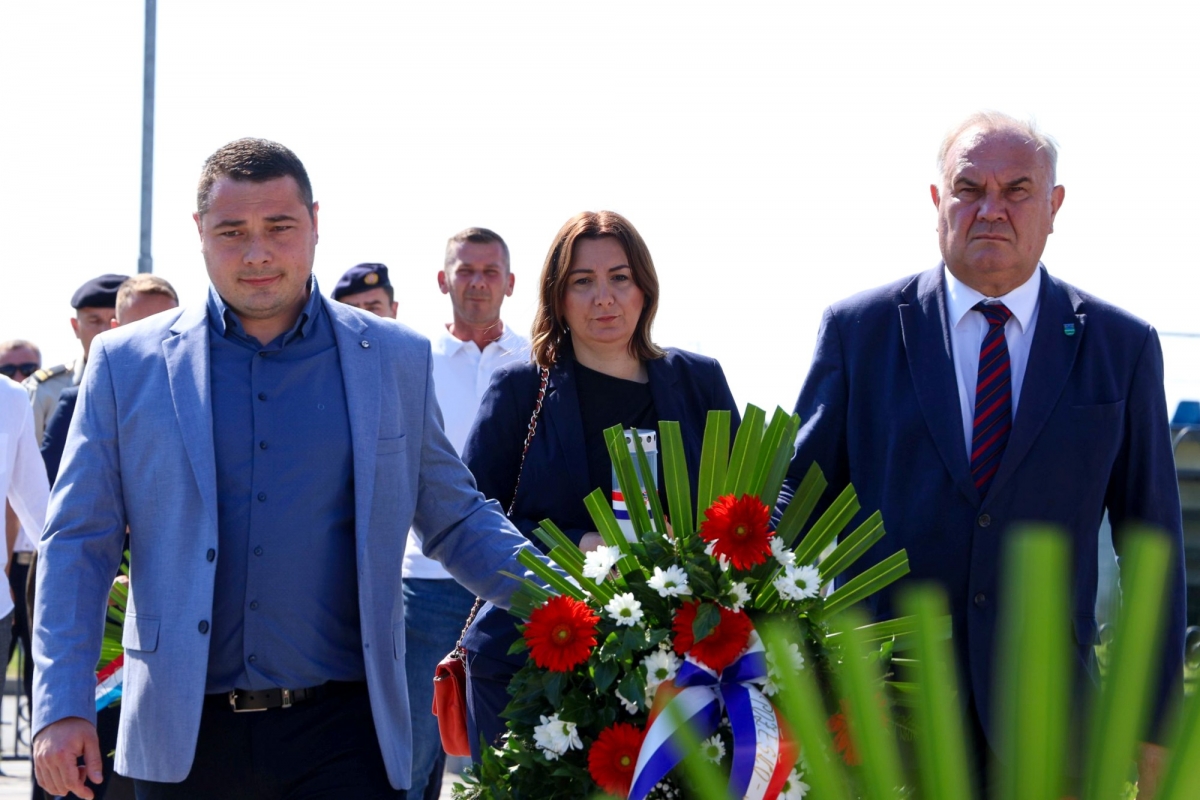 Kutjevački branitelji odavanjem počasti i mimohodom proslavili svoj dan