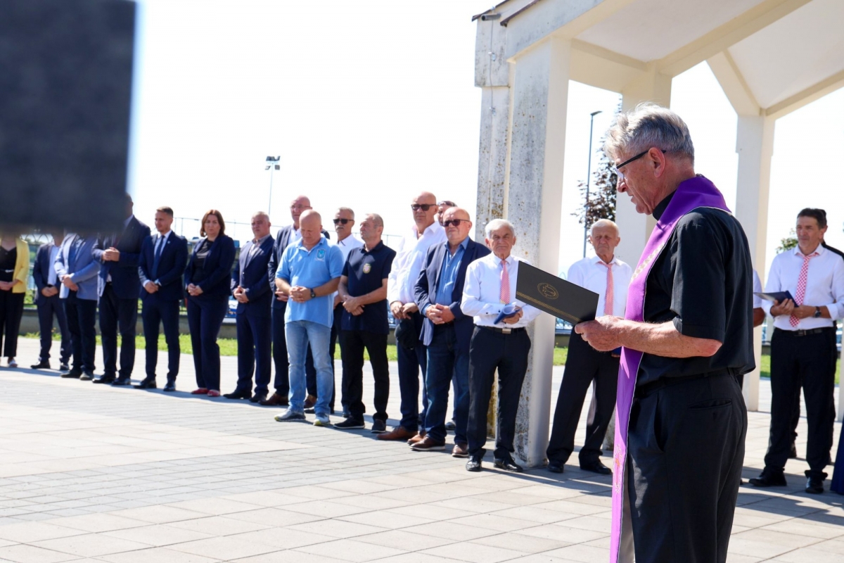 Kutjevački branitelji odavanjem počasti i mimohodom proslavili svoj dan