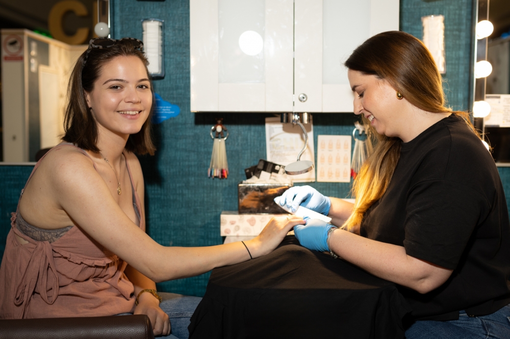 Ljeto je savršeno vrijeme da vaši nokti dođu do izražaja! Evo ideje kako da ih sredite!