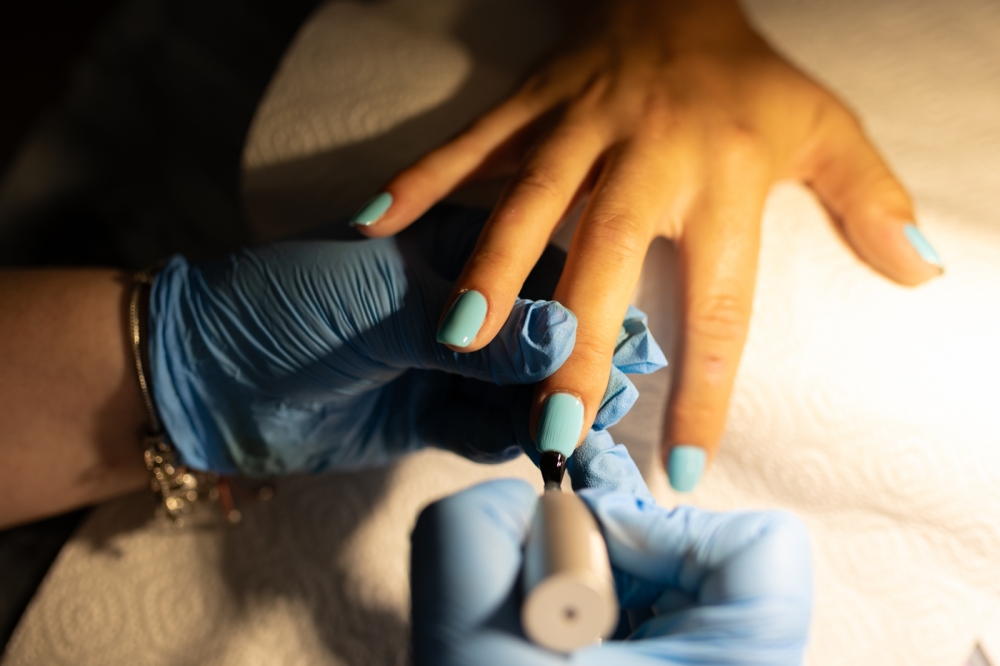 Ljeto je savršeno vrijeme da vaši nokti dođu do izražaja! Evo ideje kako da ih sredite!