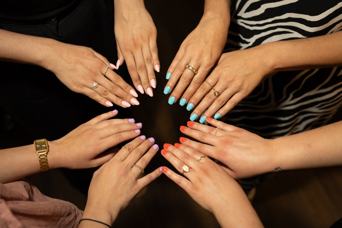 Ljeto je savršeno vrijeme da vaši nokti dođu do izražaja! Evo ideje kako da ih sredite!