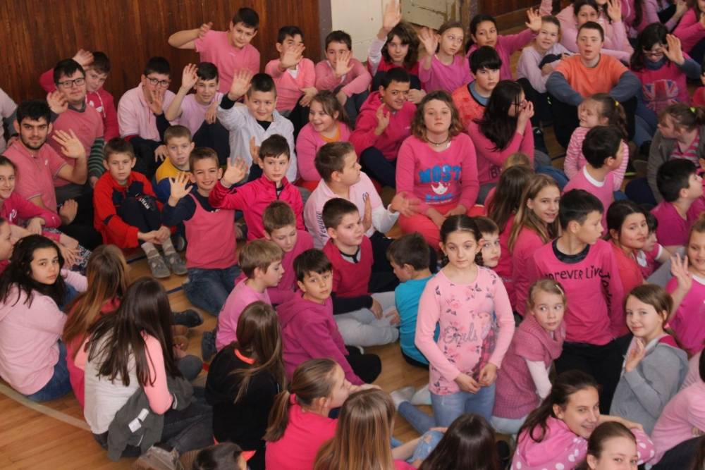 O.Š. Julija Kempfa obilježila ¨Dan ružičastih majica¨