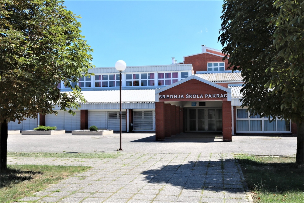 SREDNJA ŠKOLA PAKRAC: Za jesenski rok ostalo tek 14 slobodnih mjesta
