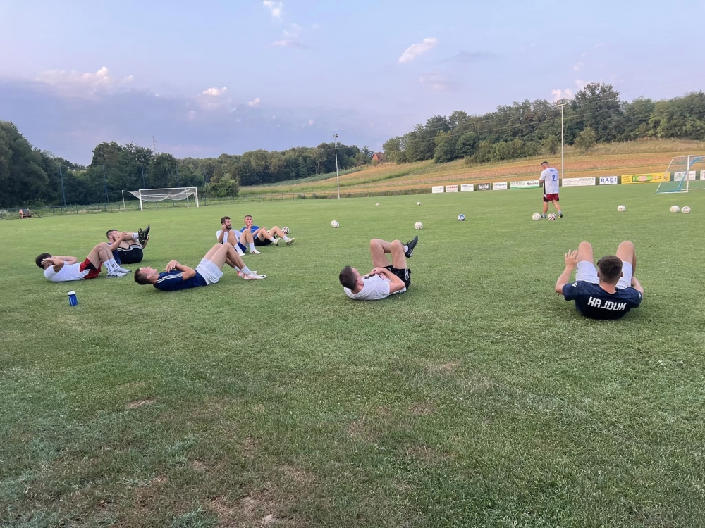 Nogometaši NK Croatije počeli s pripremama