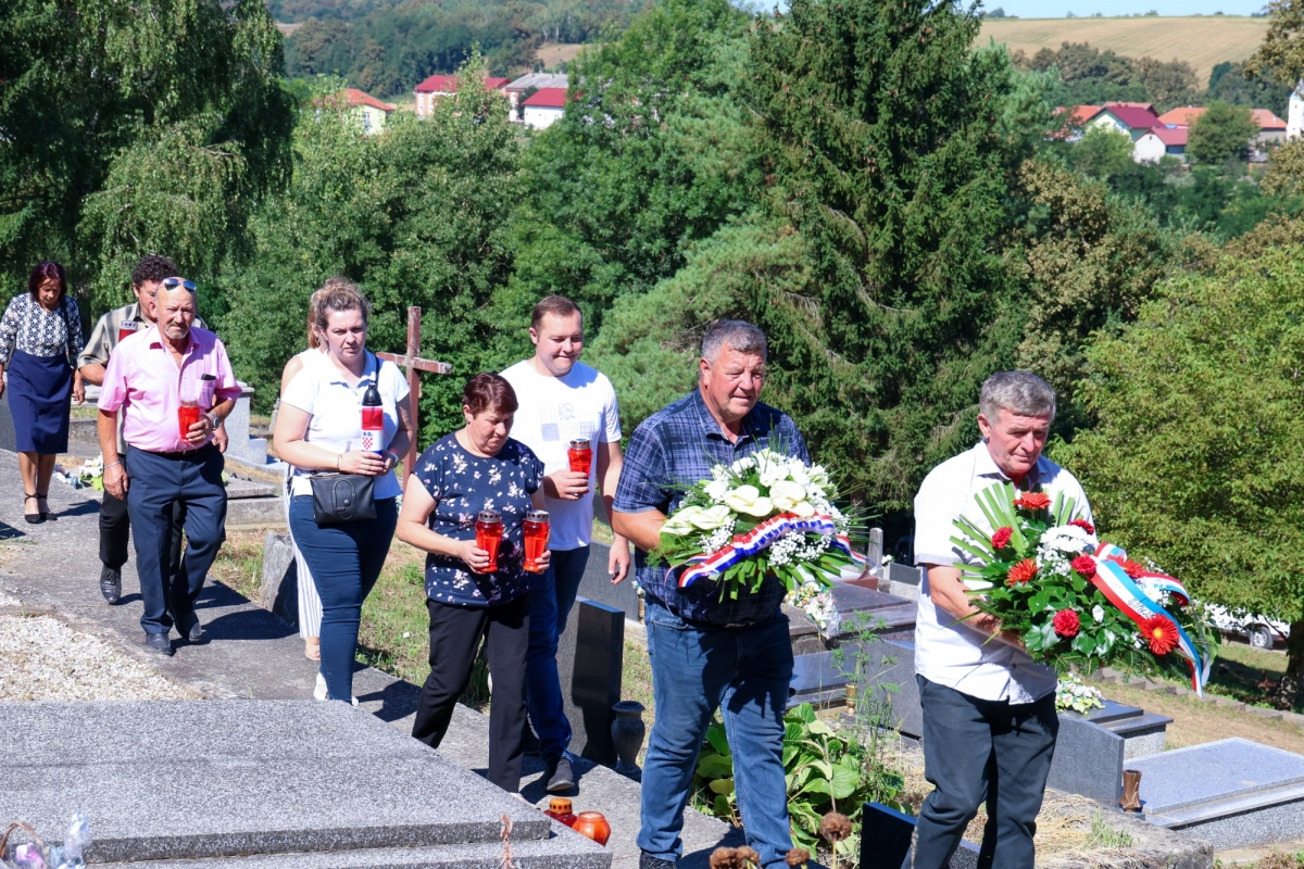 33. obljetnica pogibije hrvatskog branitelja Josipa Kneževića obilježena u N. Ljeskovici