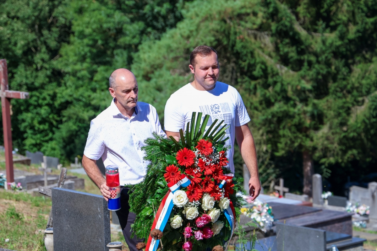 33. obljetnica pogibije hrvatskog branitelja Josipa Kneževića obilježena u N. Ljeskovici