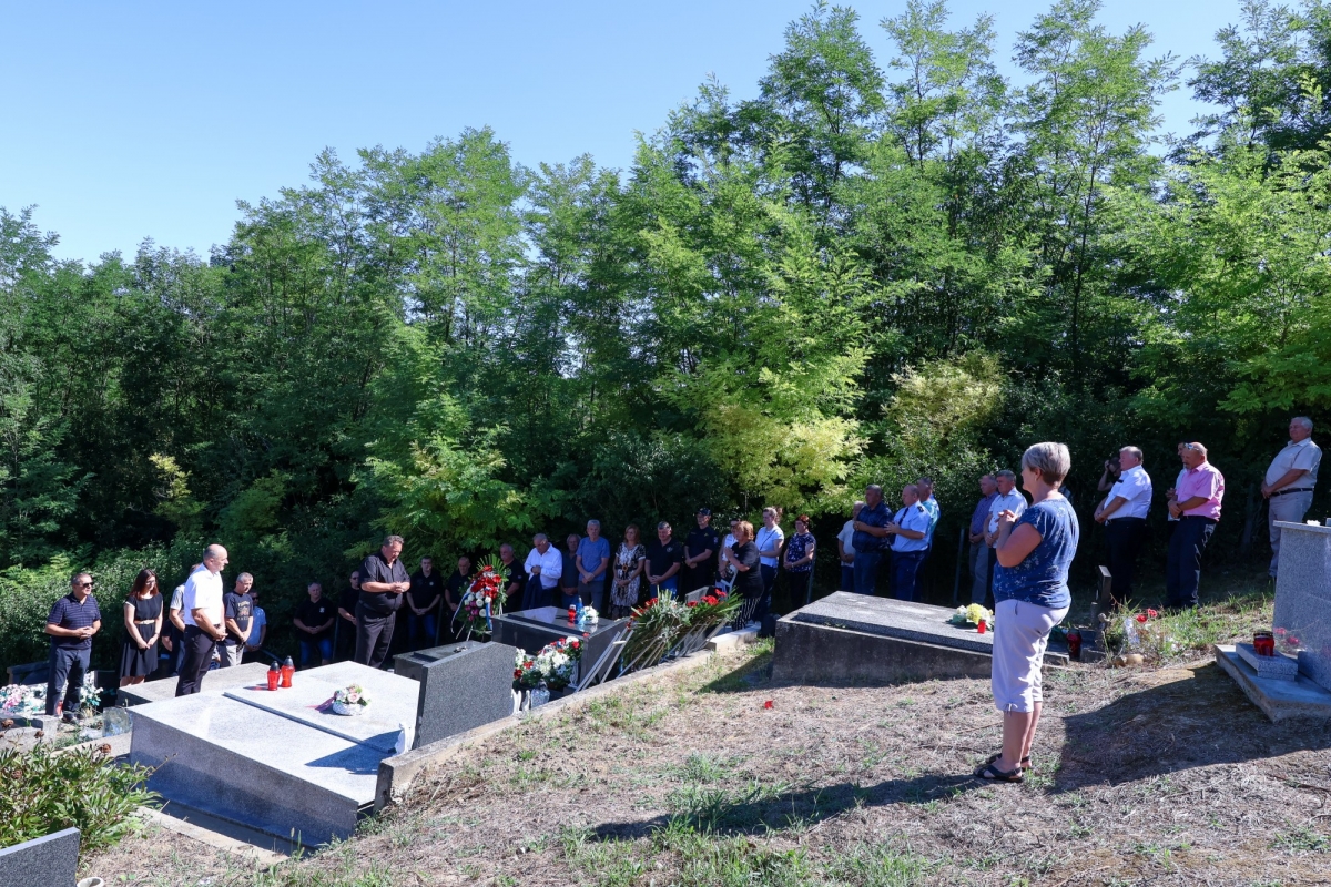 33. obljetnica pogibije hrvatskog branitelja Josipa Kneževića obilježena u N. Ljeskovici