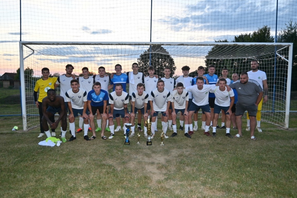 MEMORIJAL POGINULIH BRANITELJA DOBROVCA Lipik 1925 nakon penala obranio naslov