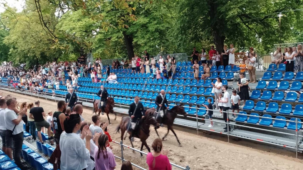 Kutjevački planinari, osim na Biokovu, uživali i u tradiciji Sinjske alke