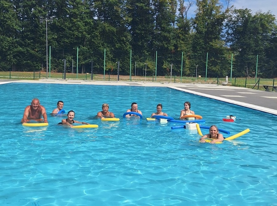 Na požeškim se bazenima održava Škola plivanja za odrasle