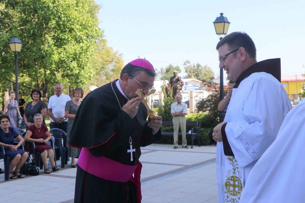 Biskup Ivo predvodio zahvalno euharistijsko slavlje u Tolisi
