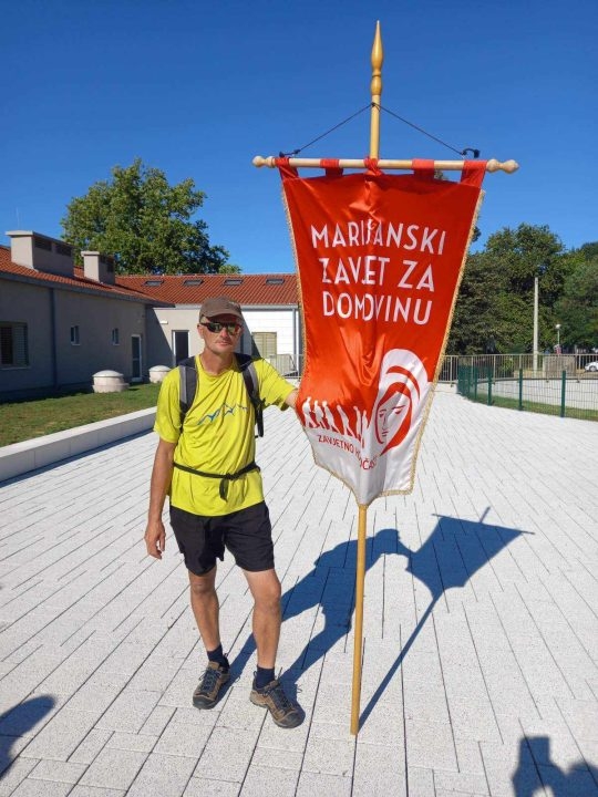 Vinko Krsnik i Ivan Šedevi na Marijanskom zavjetu za Domovinu