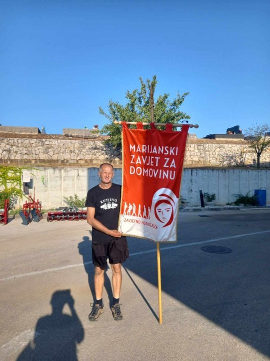 Vinko Krsnik i Ivan Šedevi na Marijanskom zavjetu za Domovinu