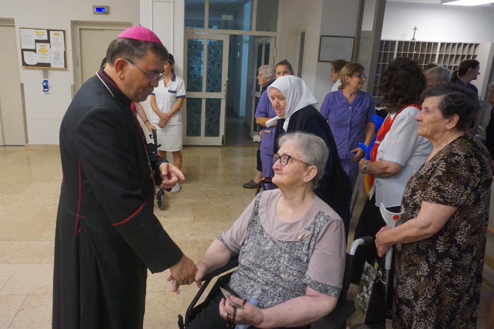 Biskup predvodio misu u požeškom Domu za starije i nemoćne