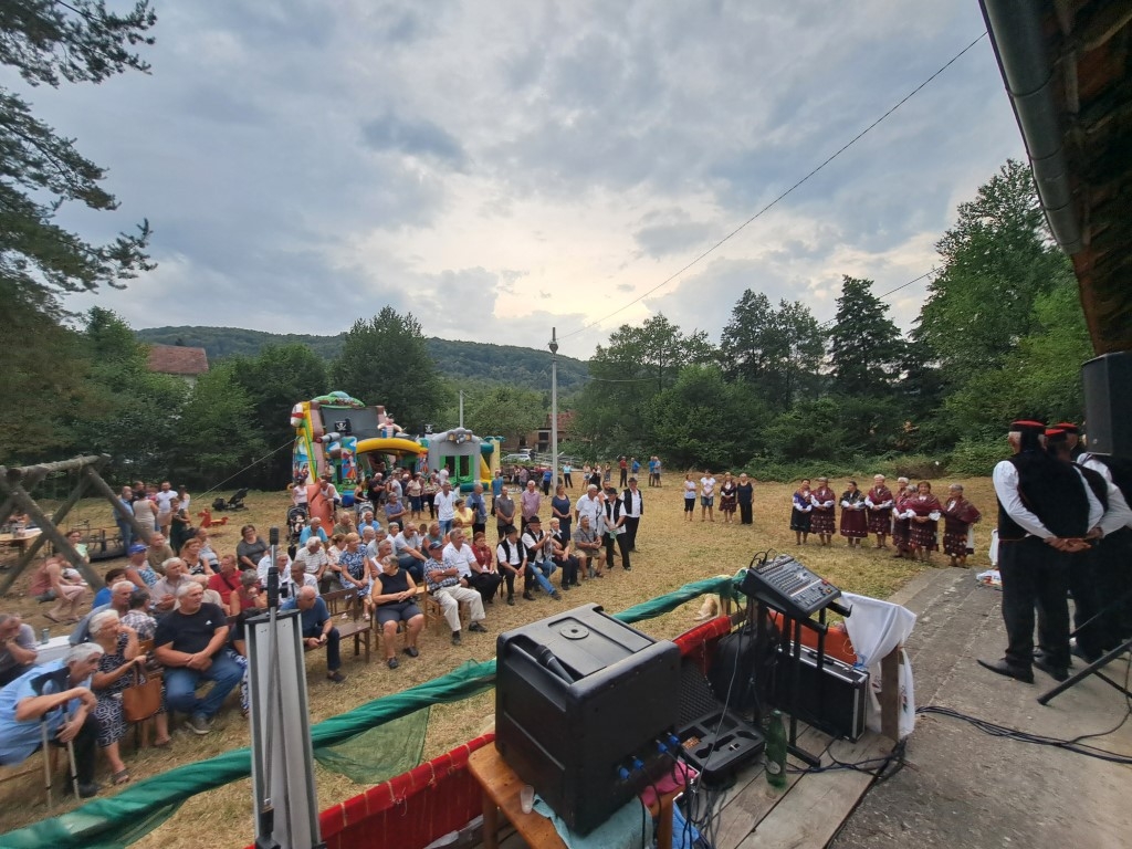 Susreti pjevačkih grupa Srpske nacionalne manjine u Gornjoj Šumetlici