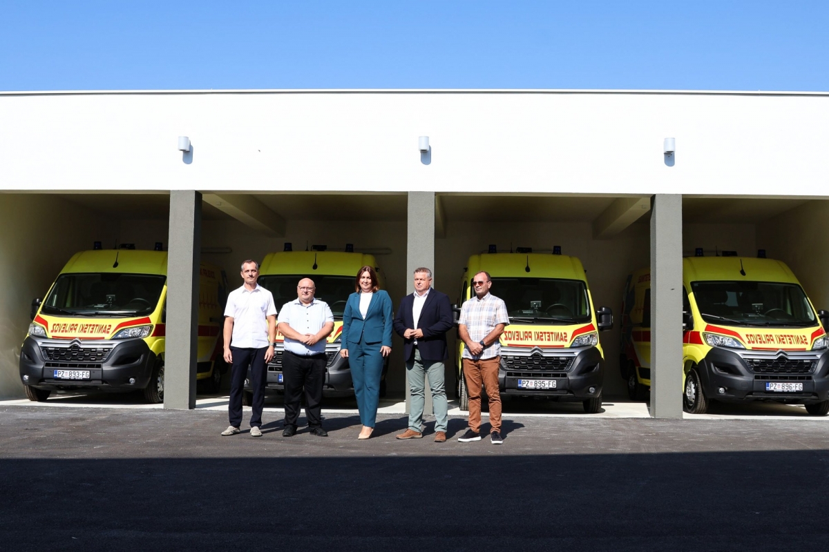 Požeška Hitna dobila četiri nova vozila sanitetskog prijevoza