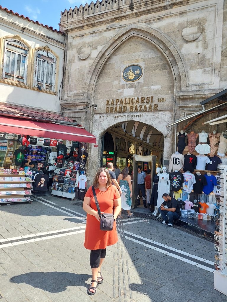 Ekonomska škola: Edukacije u Irskoj, Turskoj i Islandu