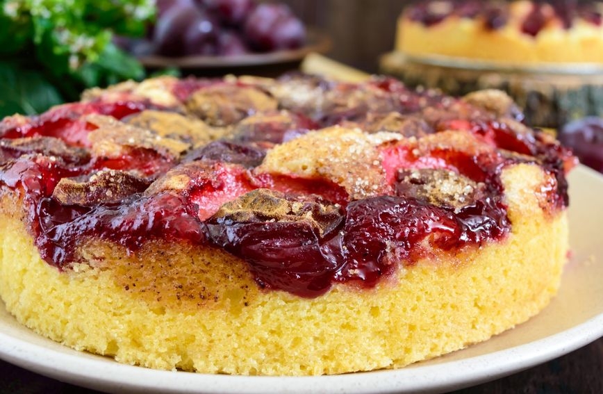 Recept za sočan kolač sa šljivama