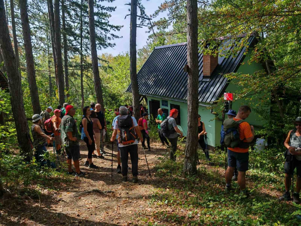 Članovi HPD ’Sokolovac’ Požega na 72. Danima slavonskih planinara