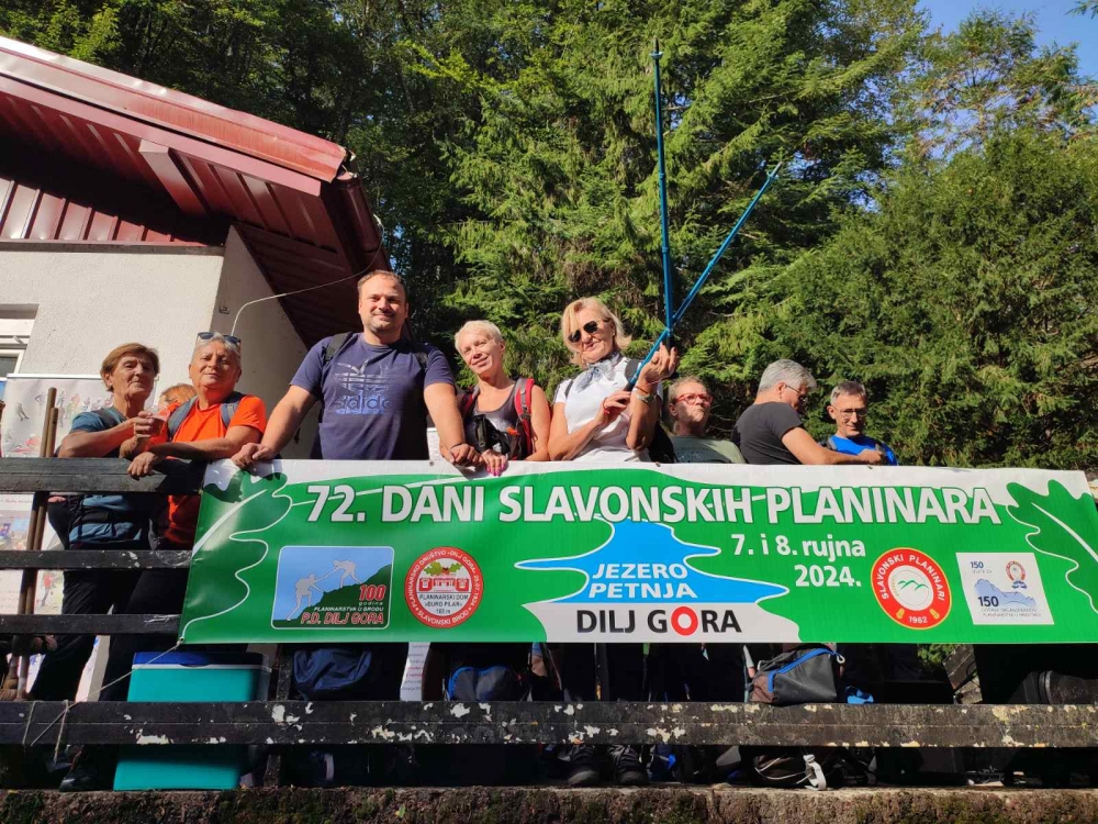 Članovi HPD ’Sokolovac’ Požega na 72. Danima slavonskih planinara