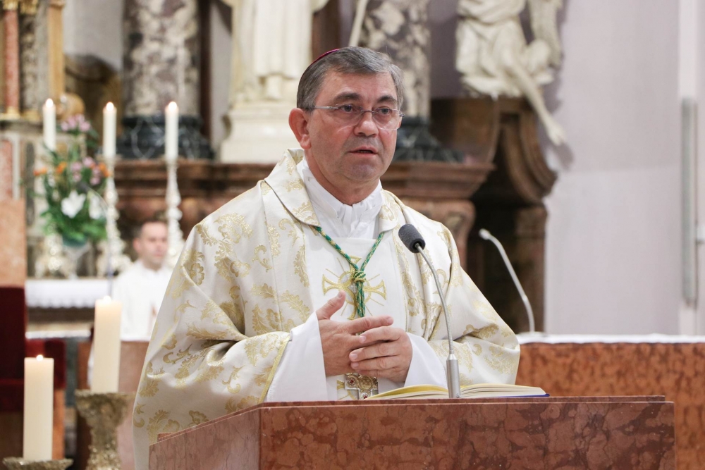 Euharistijsko slavlje sa zazivom Duha Svetoga u požeškoj Katedrali