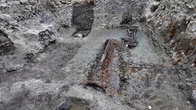 U Pakracu otkriven sarkofag s ’vampirom’: ’Ima konjsku glavu umjesto ljudske’