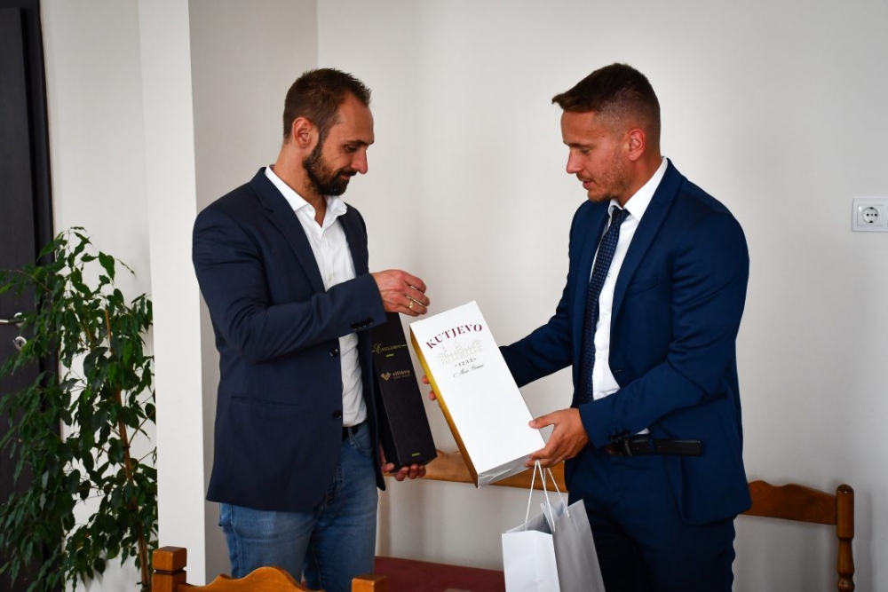 Grad Kutjevo pokreće vinsku suradnju s mađarskim gradom Villány