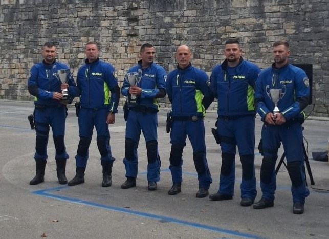 Policijski motociklisti PU požeško-slavonske ostvarili zapažene uspjehe na Memorijalu Šime Buzov