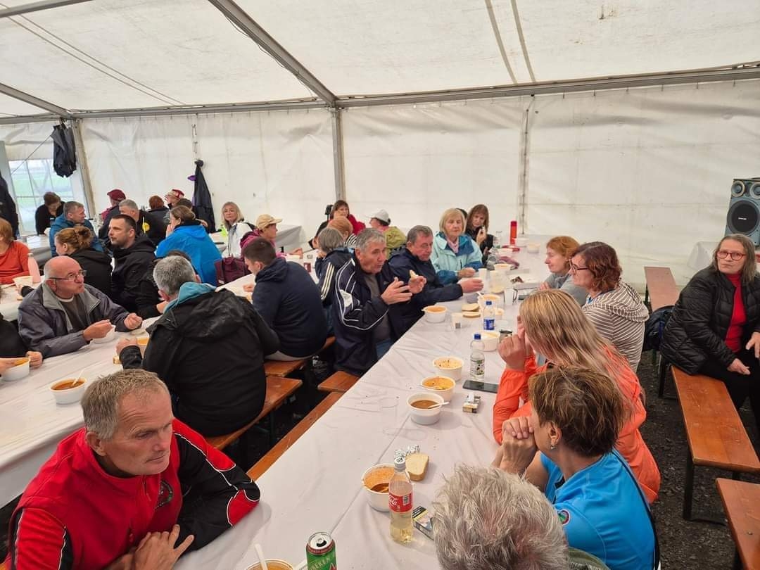 HPD SOKOLOVAC: Pohod na 33. planinarsku manifestaciju ’Kroz vinograde i šume’