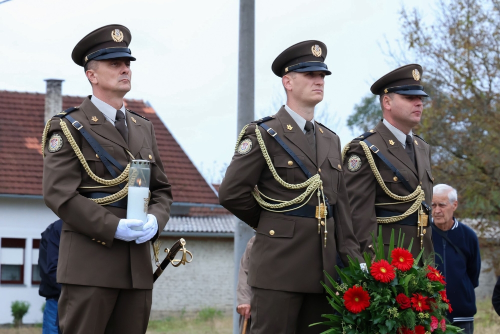 KOMEMORACIJA: 33 godine od stravičnog zločina nad civilima u Donjem Čagliću