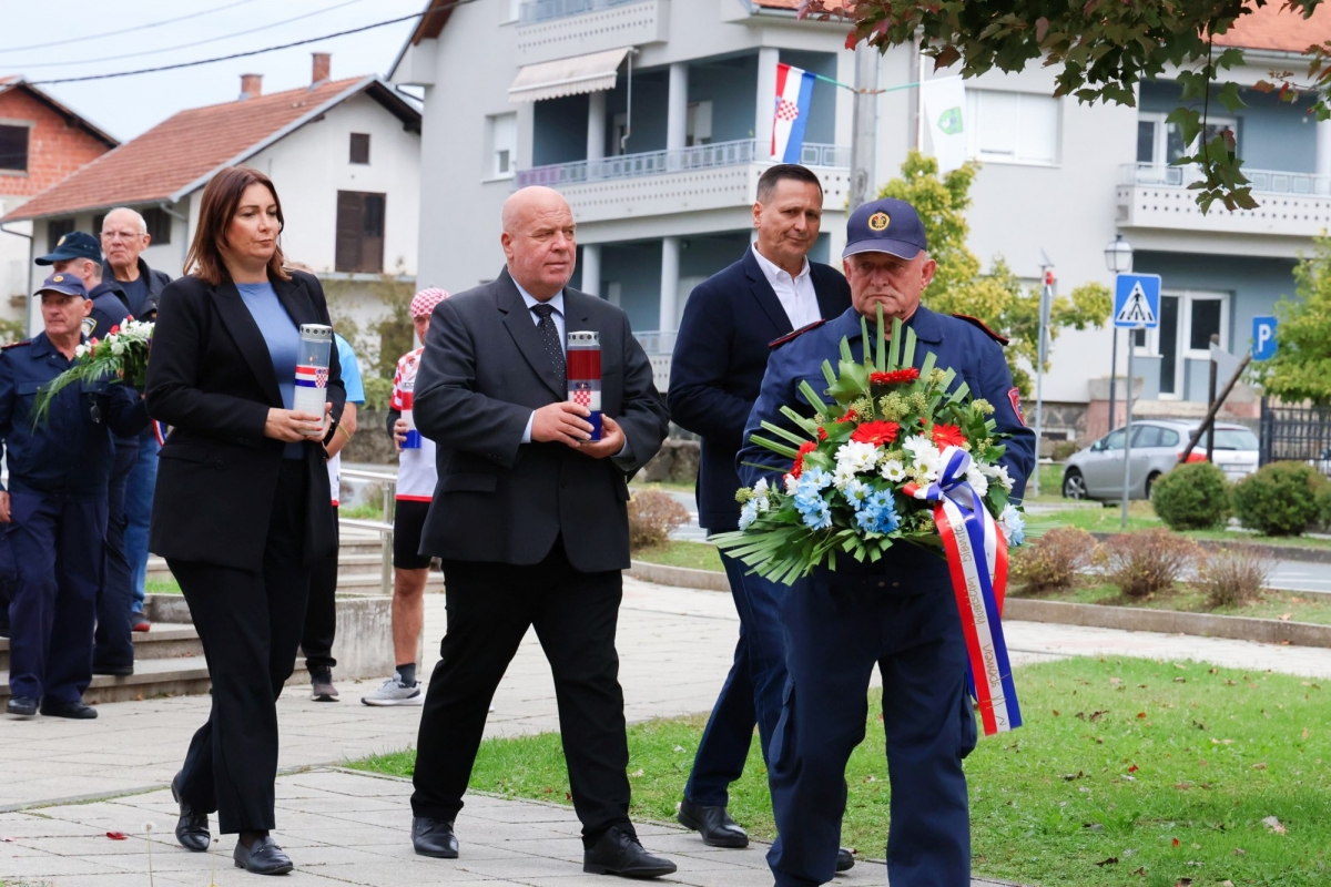 KOMEMORACIJA: 33 godine od stravičnog zločina nad civilima u Donjem Čagliću