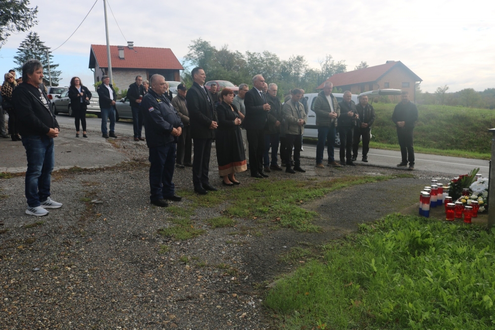 Komemoracija poginulim braniteljima u Gornjoj Obriježi i Batinjanima