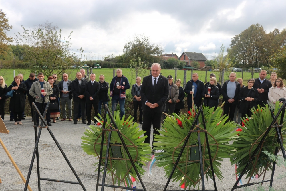 Komemoracija poginulim braniteljima u Gornjoj Obriježi i Batinjanima