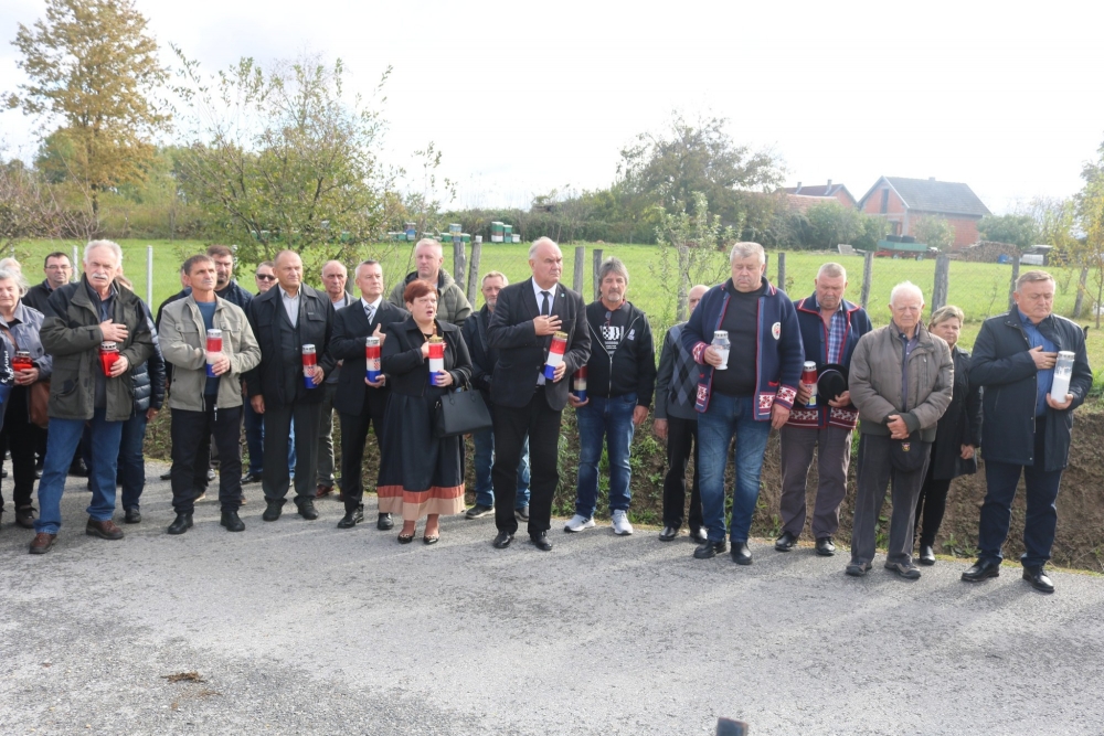 Komemoracija poginulim braniteljima u Gornjoj Obriježi i Batinjanima
