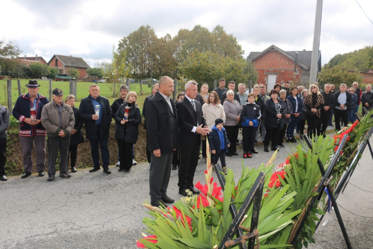 Komemoracija poginulim braniteljima u Gornjoj Obriježi i Batinjanima