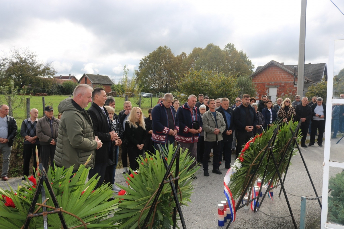 Komemoracija poginulim braniteljima u Gornjoj Obriježi i Batinjanima
