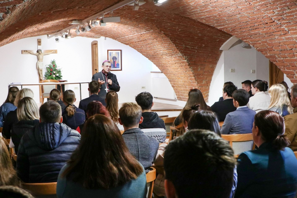 Požeška biskupija dodijelila 175 stipendija učenicima i studentima