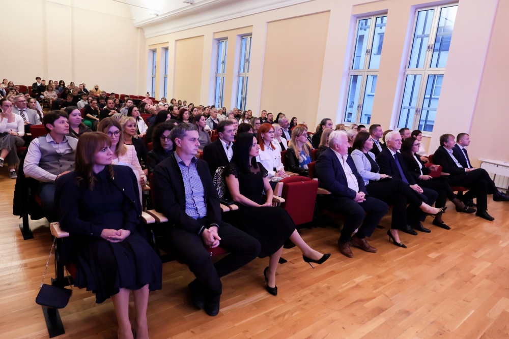 Evo tko su najuspješniji učenici i odgojno-obrazovni djelatnici Požeško-slavonske županije