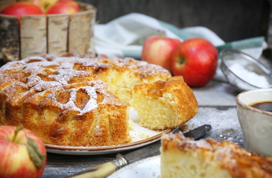 Recept za brzi kolač s jabukama 