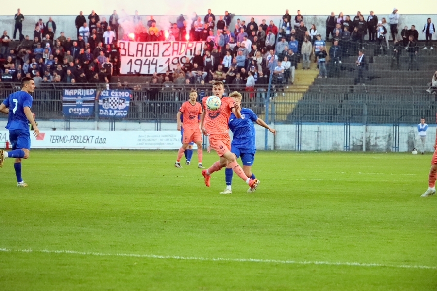 NK Osijek se namučio dok je došao do pobjede nad NK Slavonijom