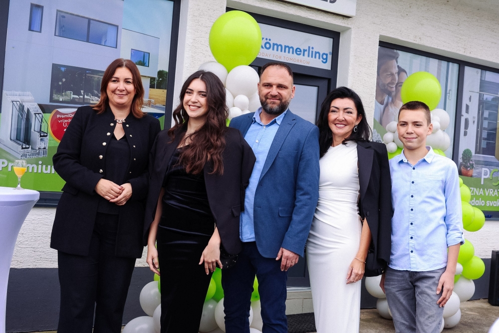 POŽEGA: Otvoren novi salon tvrtke Portes