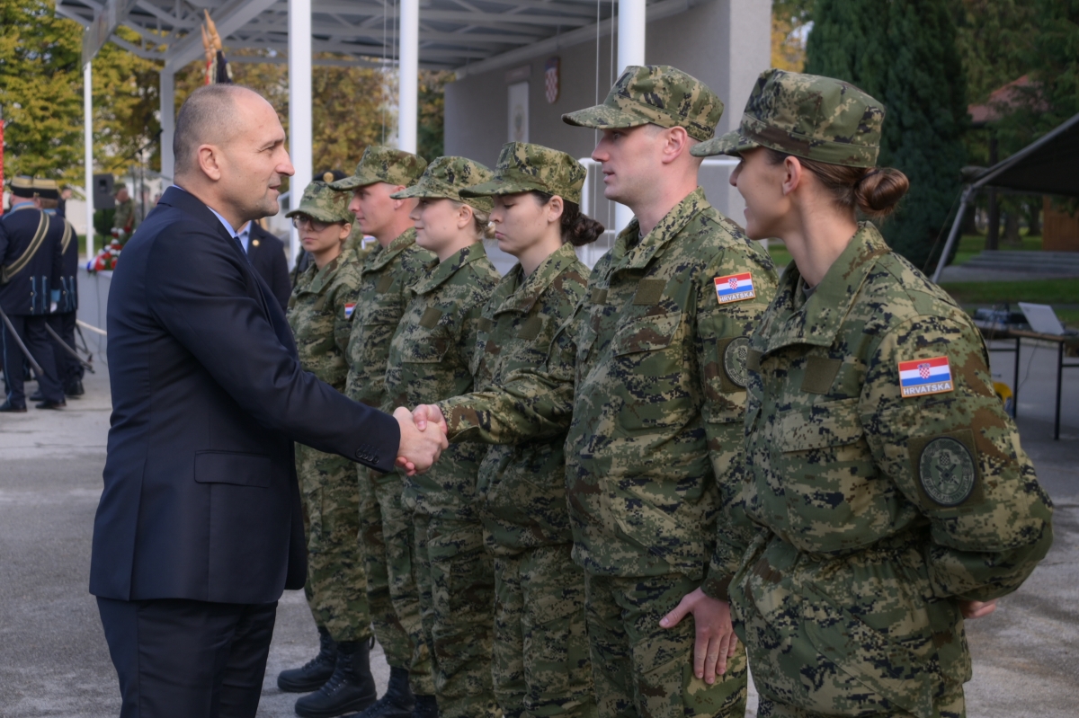 FOTO: Prisega novih ročnica i ročnika u požeškoj vojarni