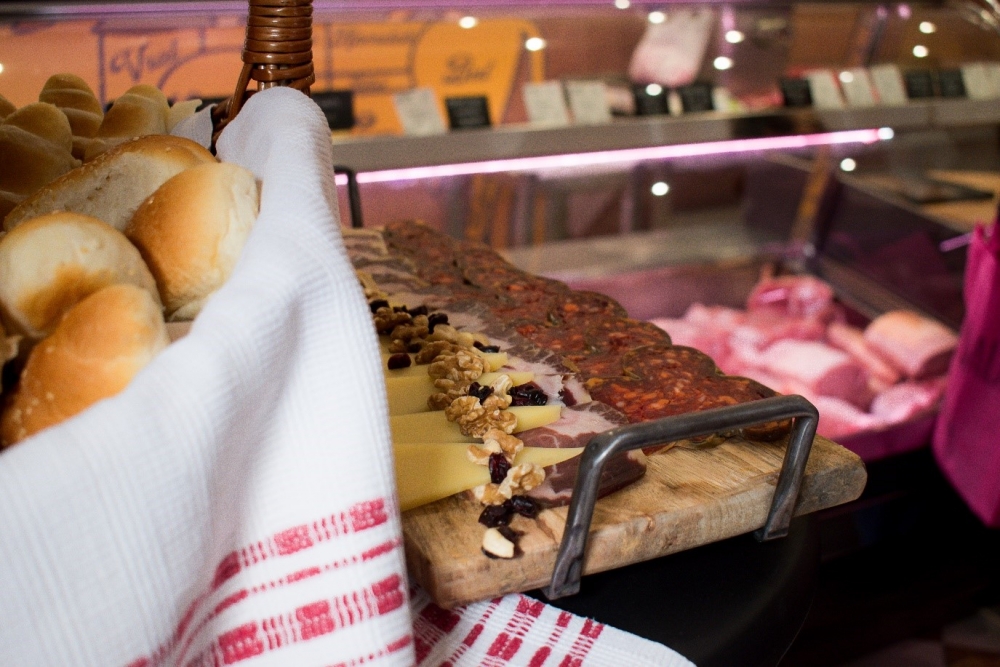 Prvi dojmovi nakon otvorenja Poljo-Davor mesnice: Kupci nam govore da su napokon osjetili zaboravljene okuse