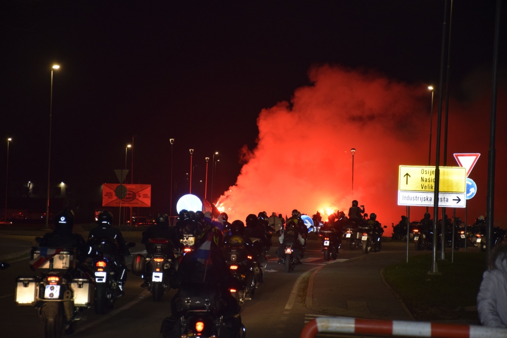 Moto karavana sjećanja ’Od Prevlake do Vukovara’ prošla kroz Požegu
