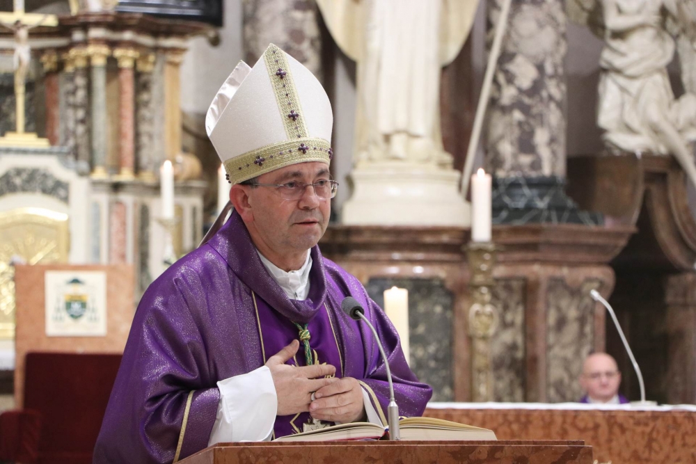 FOTO: Spomen 25. obljetnice požeškog Stolnog kaptola