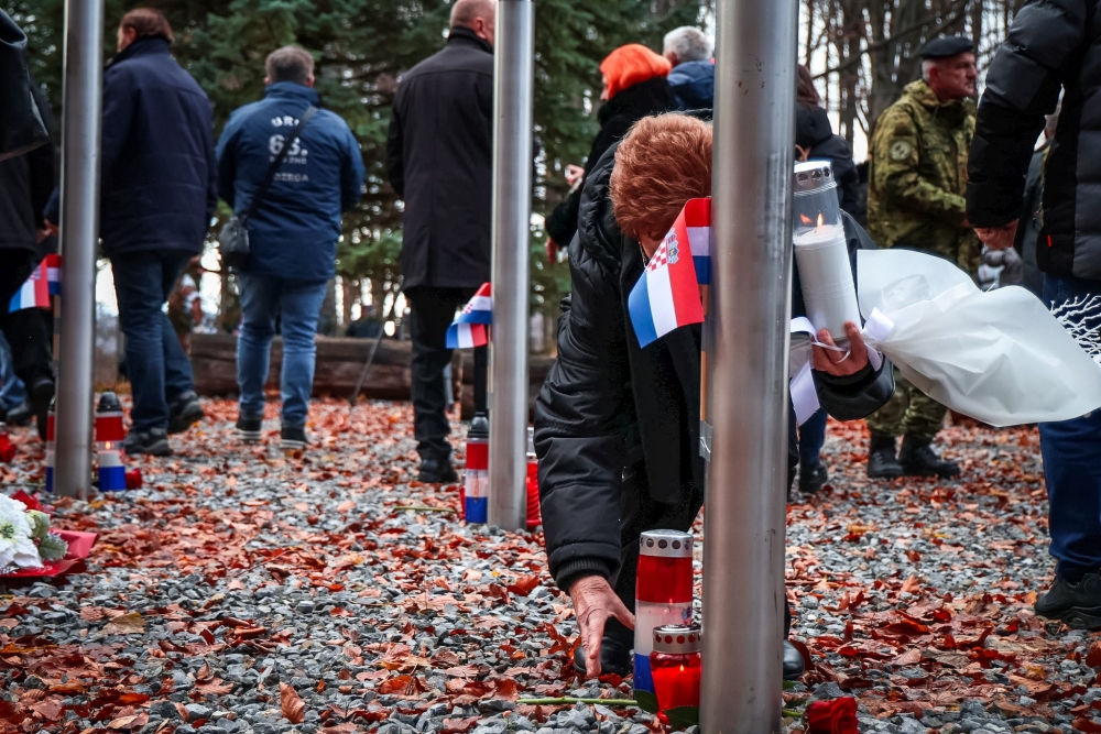 BAZA PAPUK: 33 godine od pogibije hrvatskih branitelja