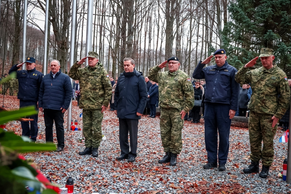 BAZA PAPUK: 33 godine od pogibije hrvatskih branitelja