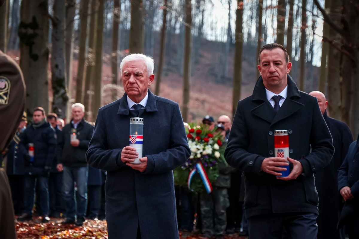 BAZA PAPUK: 33 godine od pogibije hrvatskih branitelja